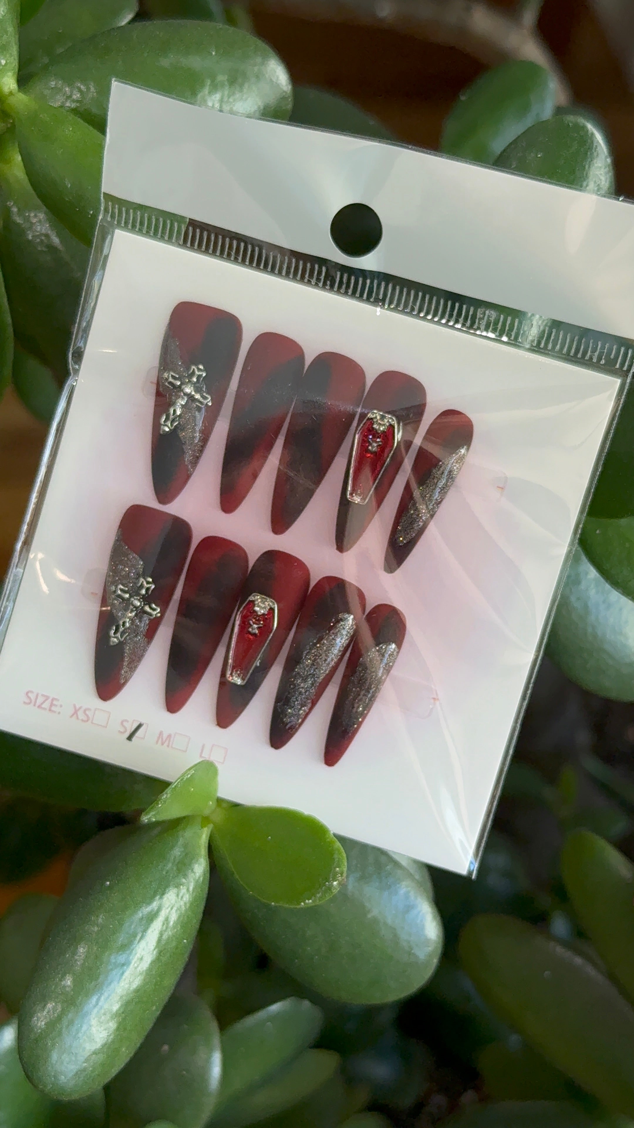 Vamp nails